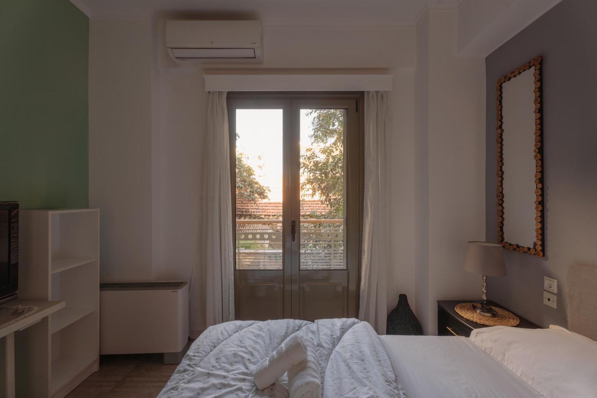 Lazarus 2Bd Apartment In The Center Patras Exterior photo